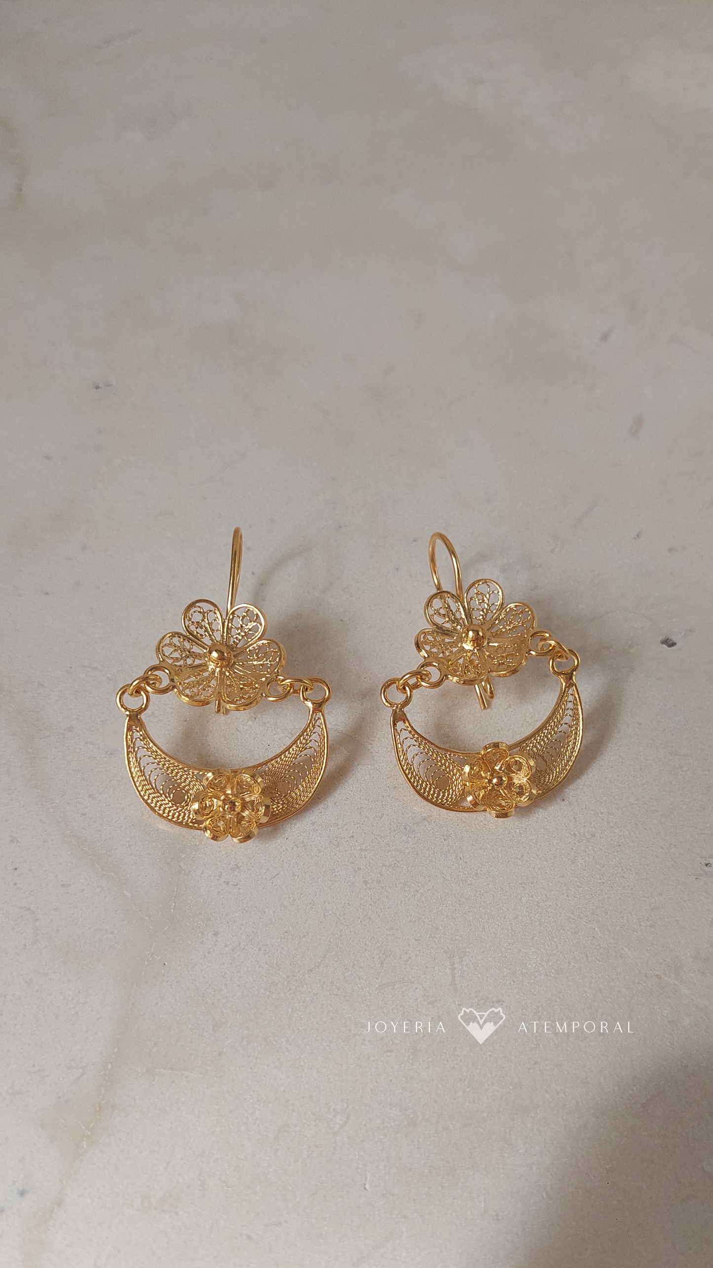Arete Filigrana de plata de gancho canasta