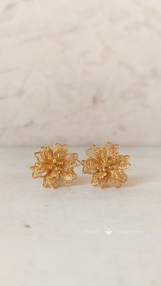 Aretes de Filigrana de Plata Flor Rosa con Pistilos