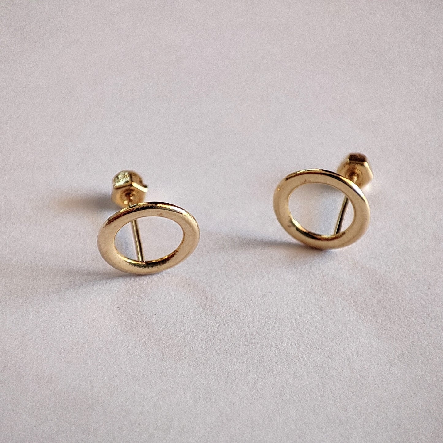 Broquel Silueta Circulo