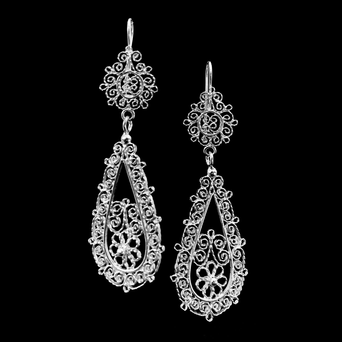 Arete Filigrana de plata de gancho gota oaxaqueño