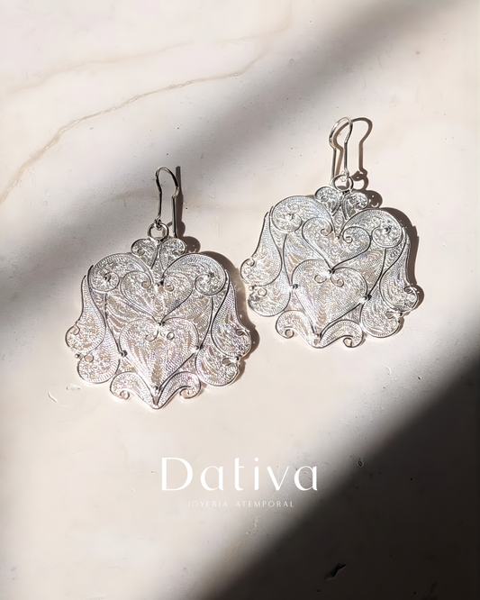 Arete Filigrana de Plata Escudo Corazón