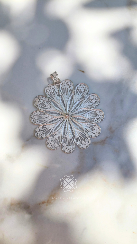 Dije de Filigrana Flor Grande